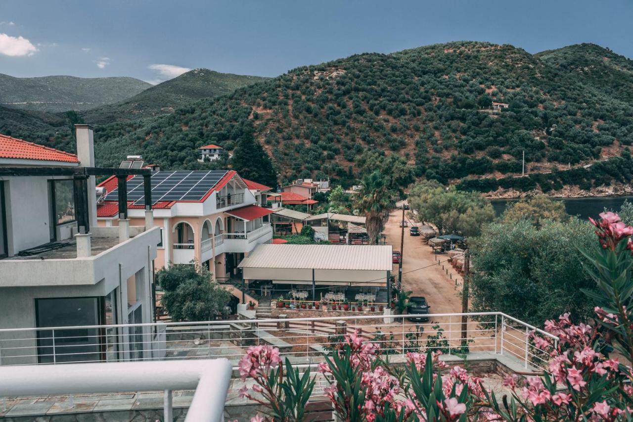 Villa Elia Pteleós Buitenkant foto