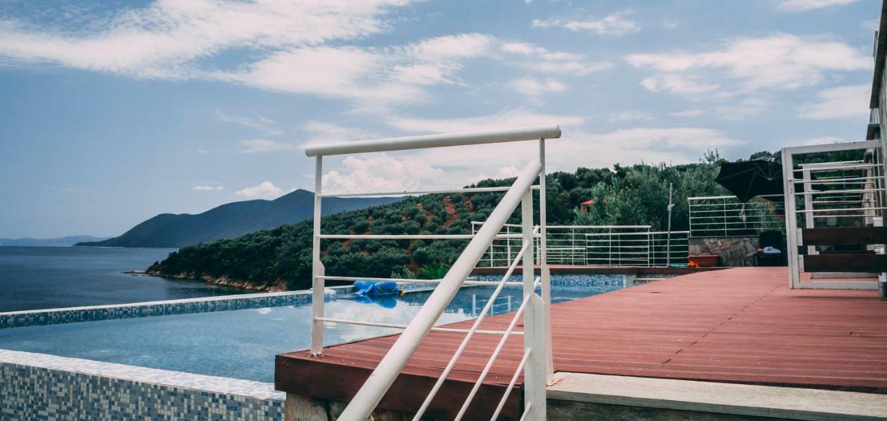 Villa Elia Pteleós Buitenkant foto