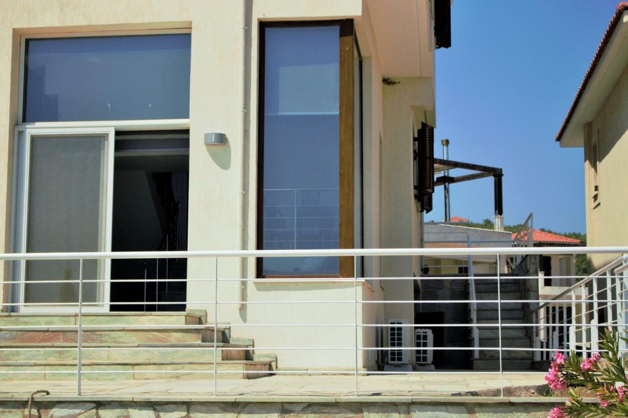 Villa Elia Pteleós Buitenkant foto