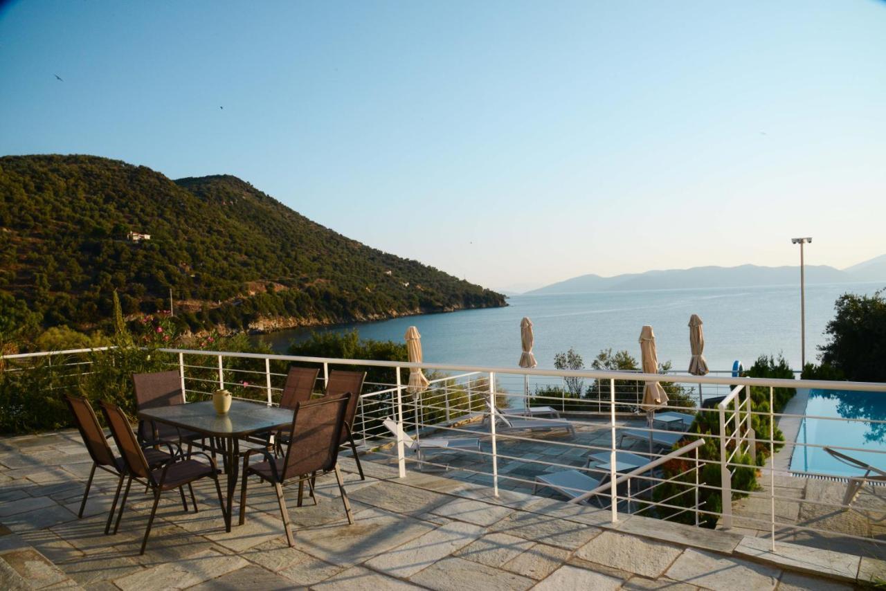 Villa Elia Pteleós Buitenkant foto